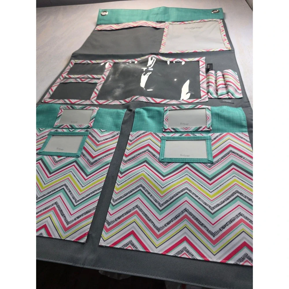 Thirty-One Wall Hanging Organizer Grey Chevron Multi Pocket Office Storage 42x22